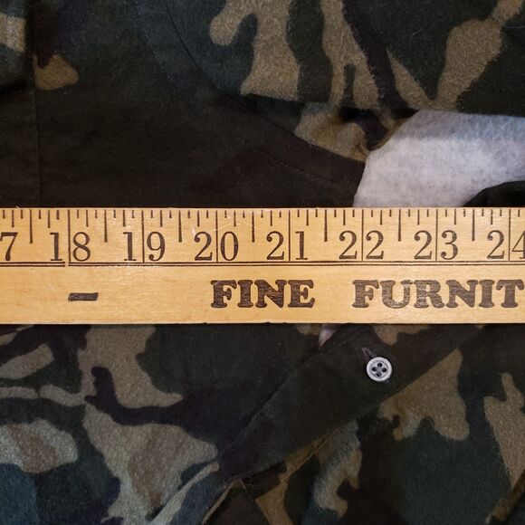 J.Press Todd Snyder Camo Chamois Shirt Mens M Olive Green Streetwear - Picture 6 of 6